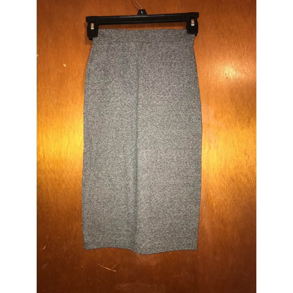 H&M grey pencil skirt